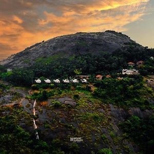 Mount Xanadu Resorts